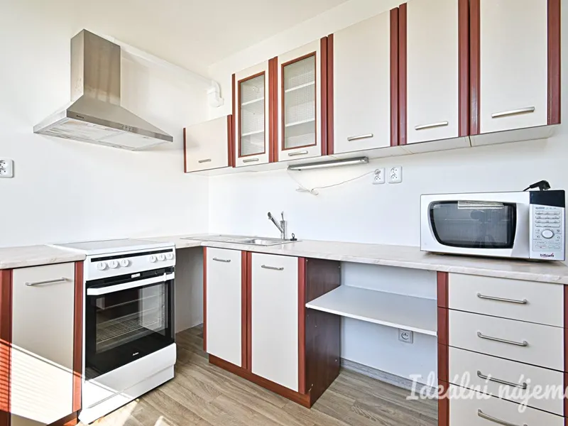 Prodej bytu 2+1, 51 m² se zahradou 85 m² a dvorkem 36 m² – Š